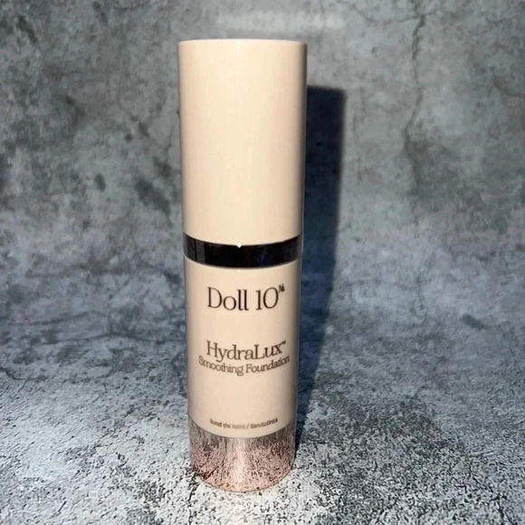 DOLL 10 HYDRALUX FULL COVERAGE SMOOTHING  FOUNDATION BRAND NEW NEVER USED FAIR - Picture 1 of 14